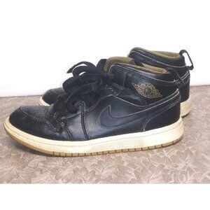 Nike Air Jordan 1 Mid Kids Size 13C lace-up shoes 640734-042 Black Gold EUC
